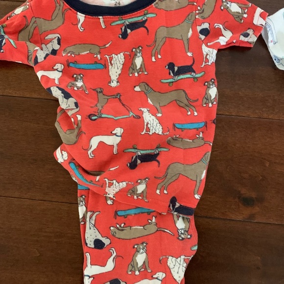 5 pairs of 18-24 months pajamas cars, animals, alphabet, plaid, etc - Picture 3 of 6